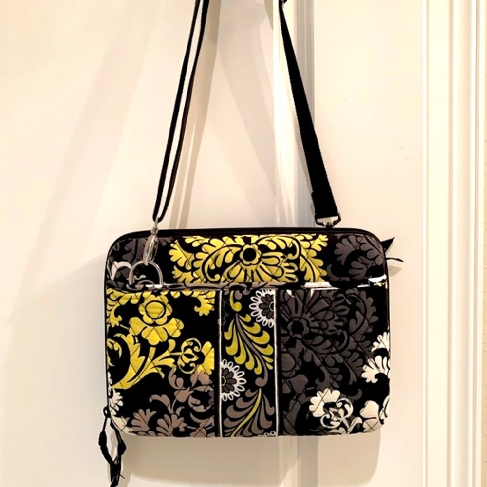 Vera Bradley Tablet Bag Baroque Print Retired